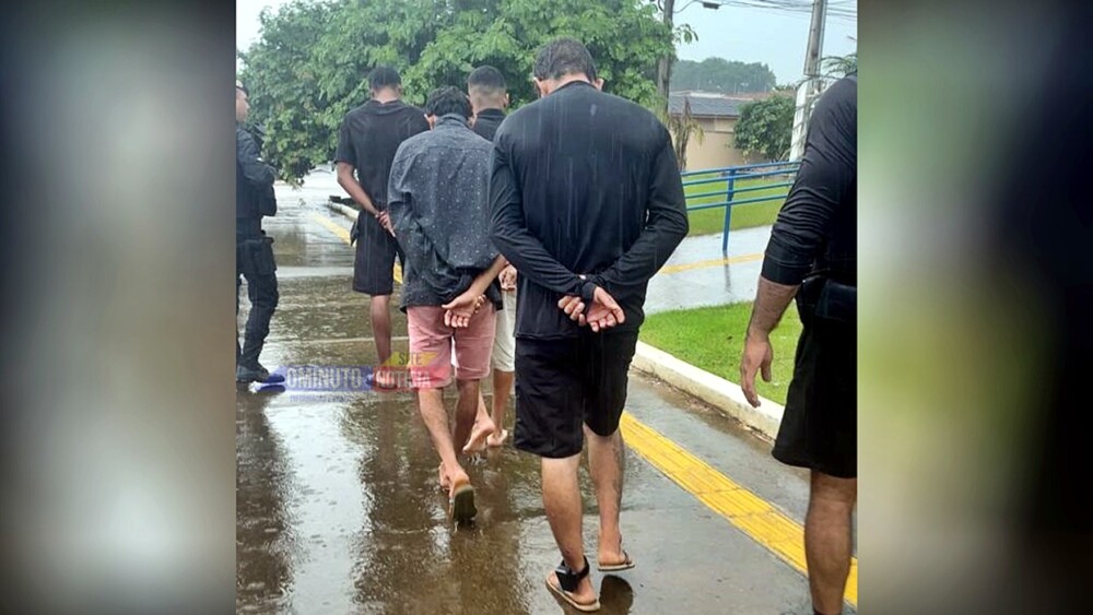 8º BPM conduz vários membros de uma família suspeita de tráfico de drogas em Jaru