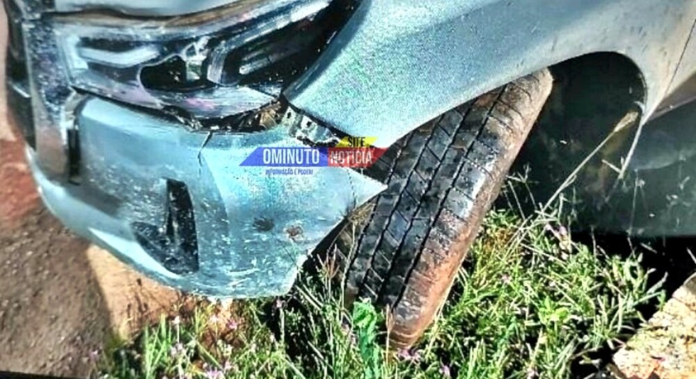 Acidente envolvendo três veículos provoca ferimentos em condutora de motoneta, em Pimenta Bueno, RO