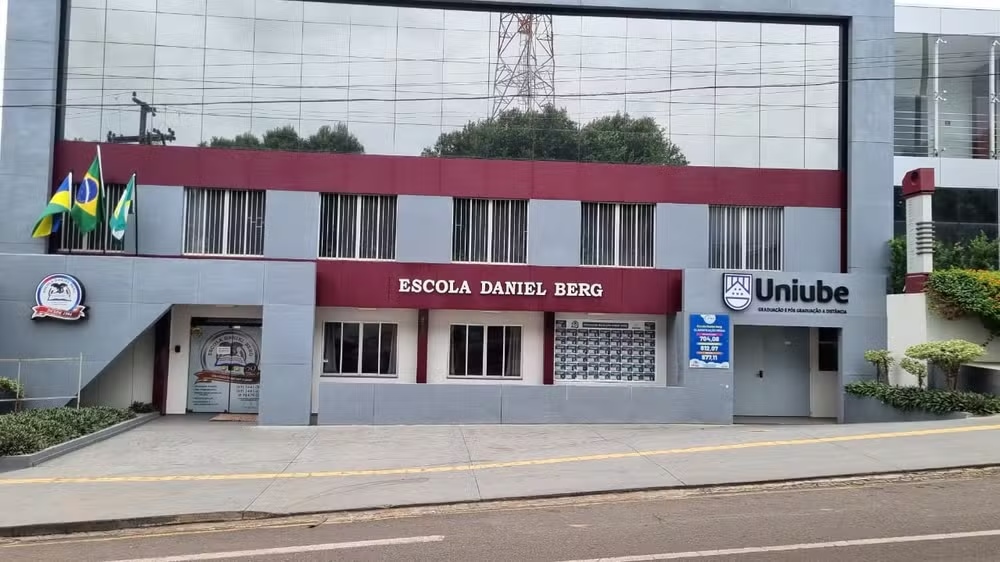 Alunos da Escola Daniel Berg de Cacoal se destacam na redação do Enem 2024