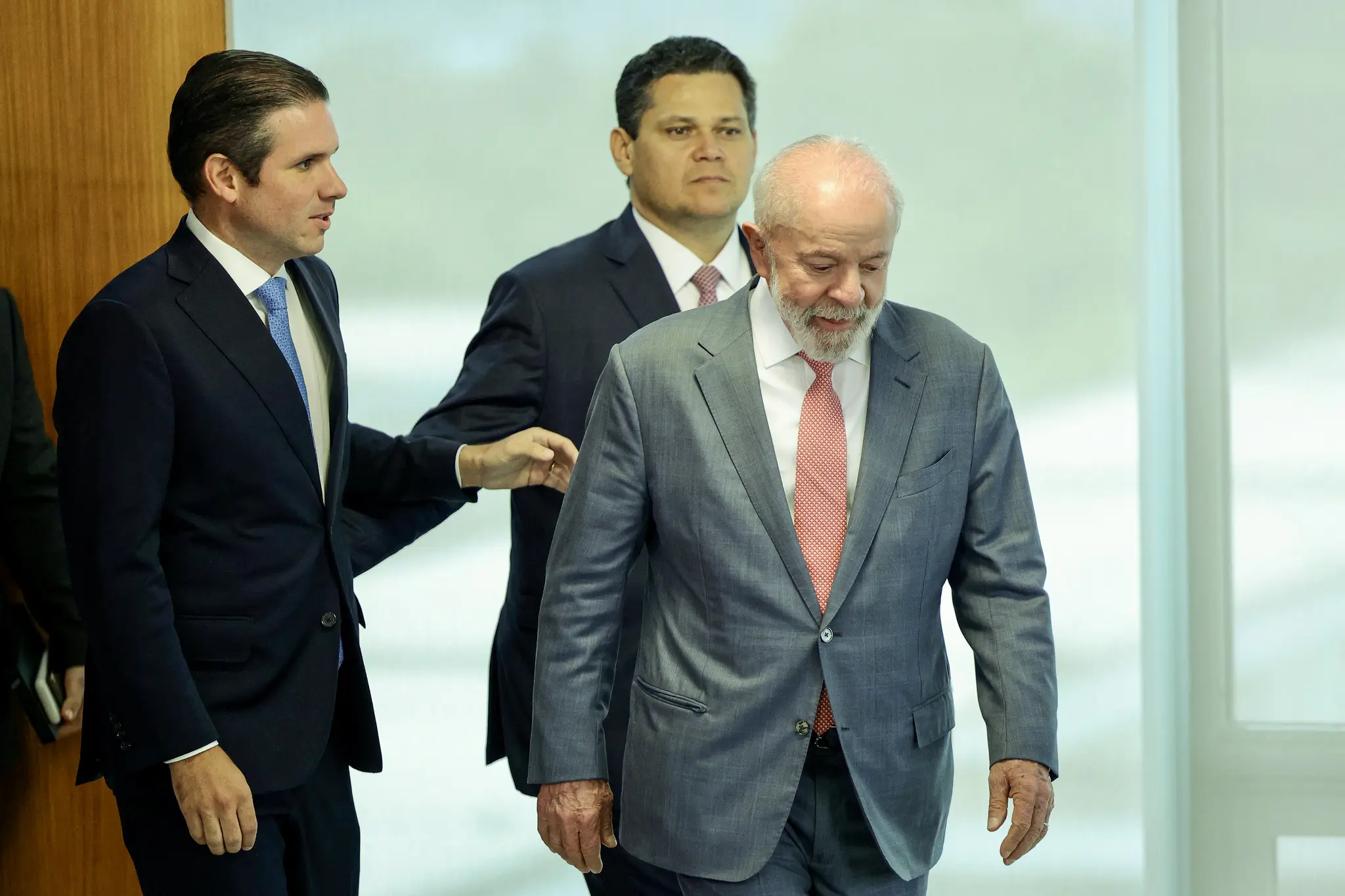 Centrão exige mais para embarcar no governo e não garante apoio a Lula em 2026