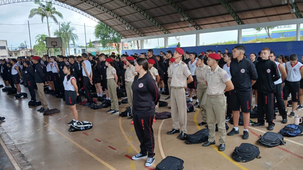 Primeiro Dia de Aula no Colégio Tiradentes da Polícia Militar em Cacoal