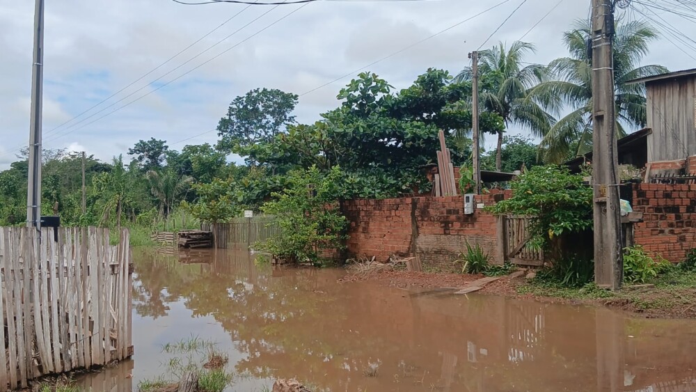 Rio Machado transborda e atinge maior nível desde o inicio das chuvas