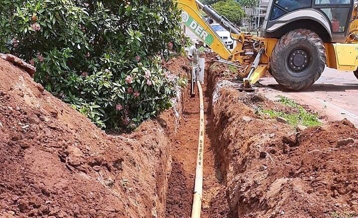 Rua Café Filho, em Alvorada d’Oeste, RO é beneficiada com extensão de rede do SAAE