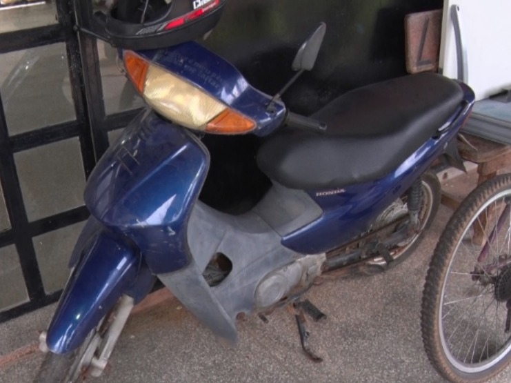 Homem é conduzido por suspeita de furto de motoneta