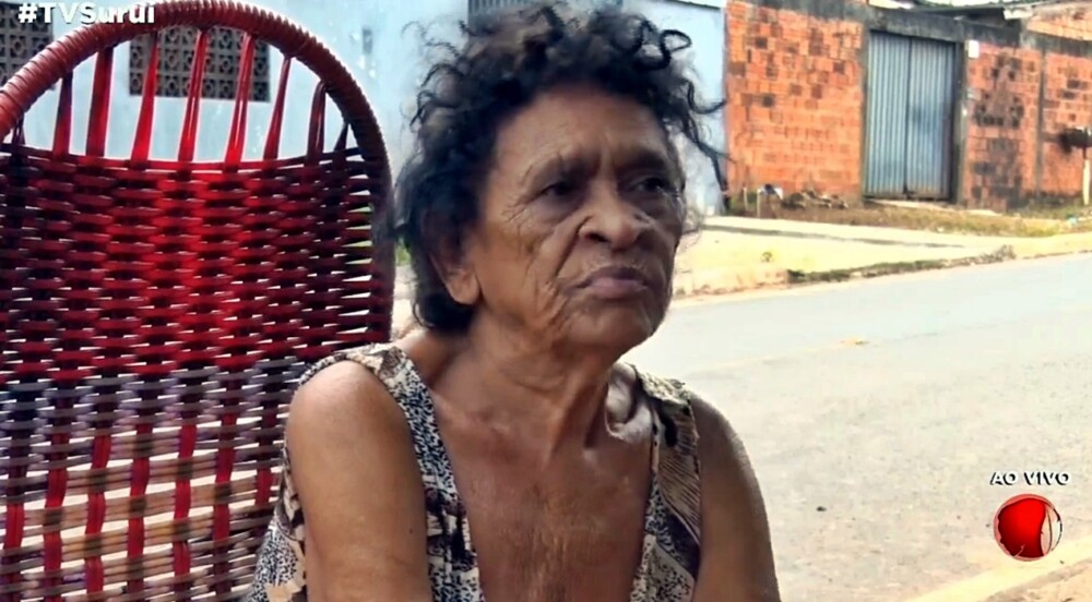 Criança brincando com fósforo ateia fogo em residência da avó, no Vista Alegre em Cacoal