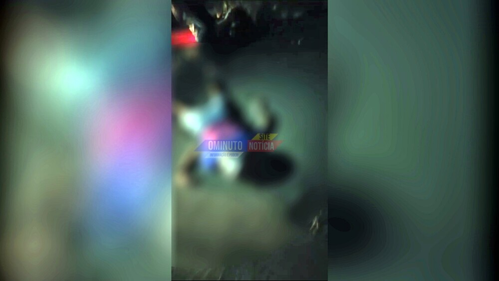 Dois motociclistas são atropelados por caminhão na BR-421 em Monte Negro, RO