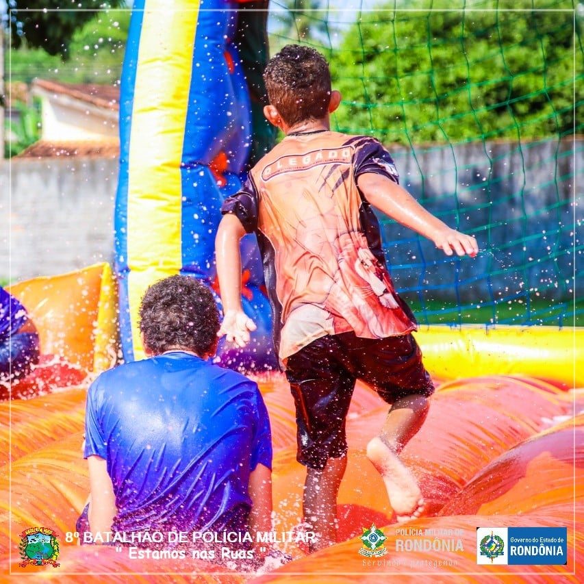 Rádio Interativa inicia comemoração alusiva ao dia das crianças no quartel do 8ºBatalhão de Polícia Militar em Jaru