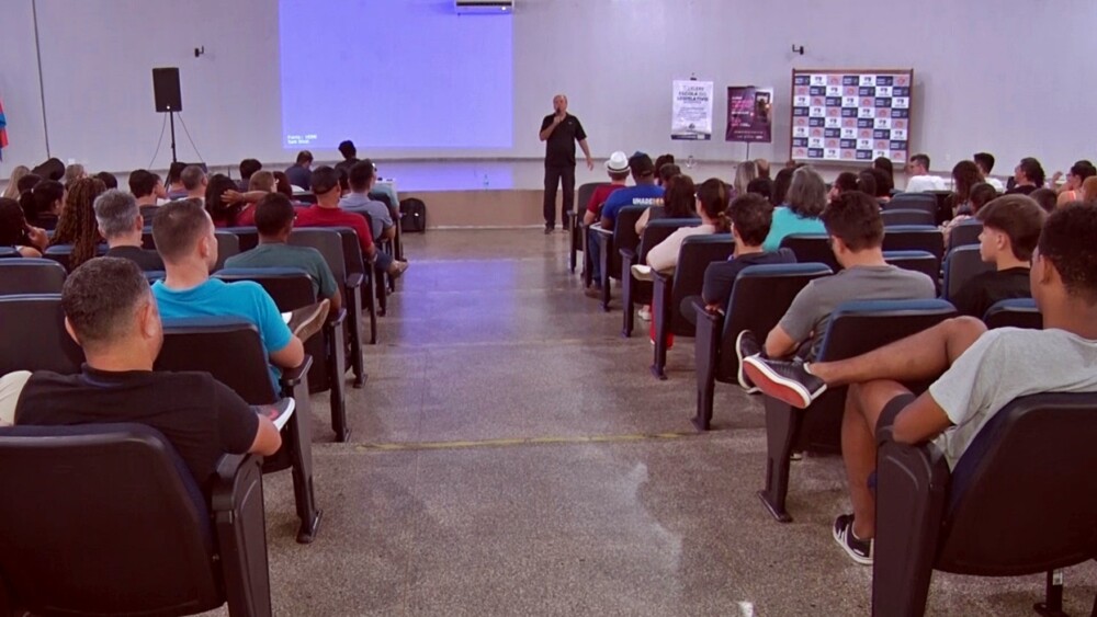 Recorde de inscrições: Mais de 300 pessoas participam dos cursos da Escola Legislativa