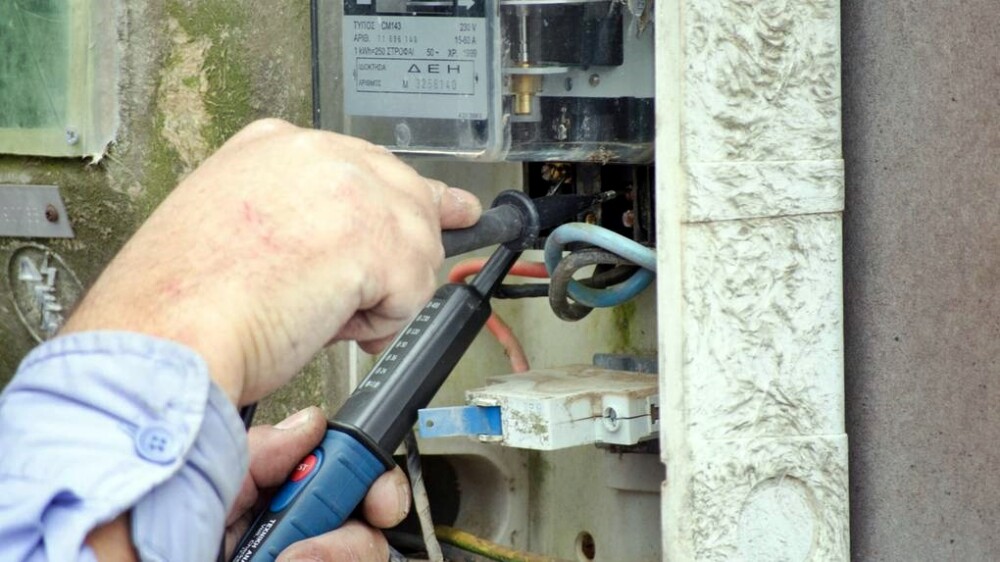 Pedreiro de 42 anos é conduzido após furto de energia no Vista Alegre em Cacoal