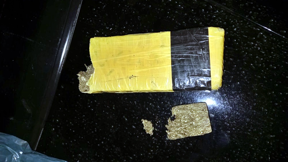 Três são conduzidos por suspeita de tráfico de drogas no setor 07, em Jaru, RO