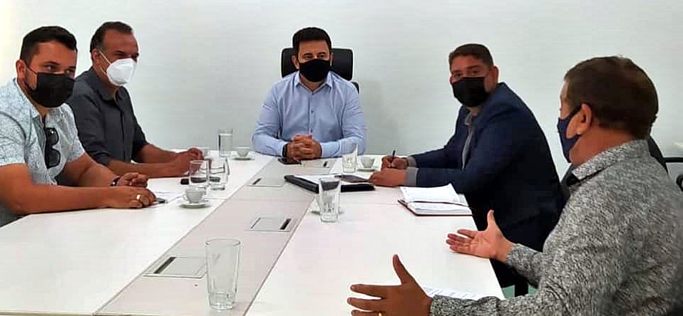 Prefeito de Alvorada, Vanderlei Tecchio se reúne com superintendente do INCRA na capital, nesta segunda-feira