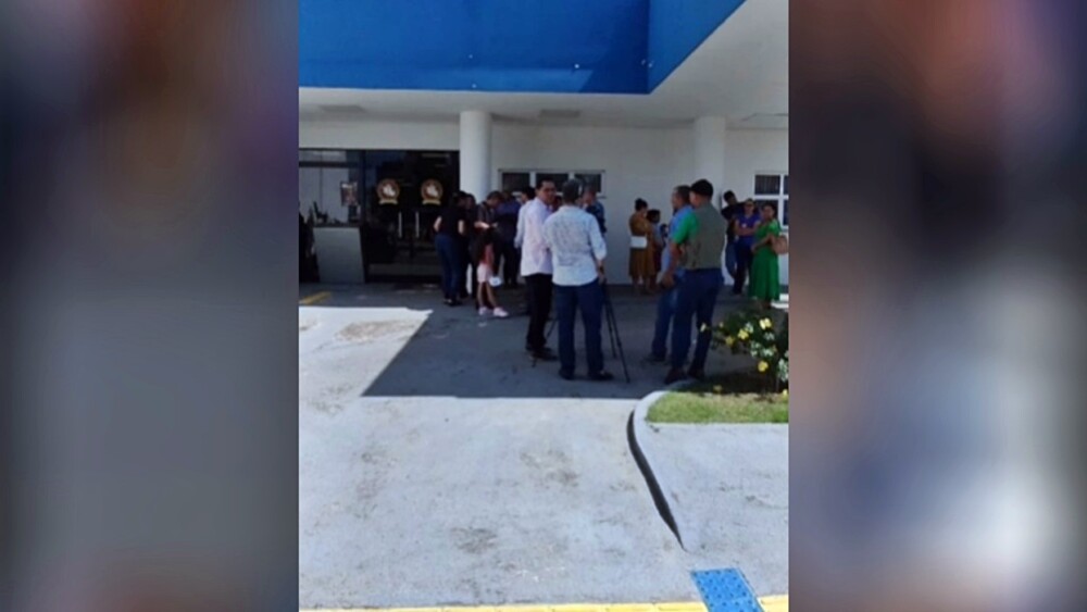 Pais buscam apoio do Ministério Público por causa da crise na educação em Ji-Paraná