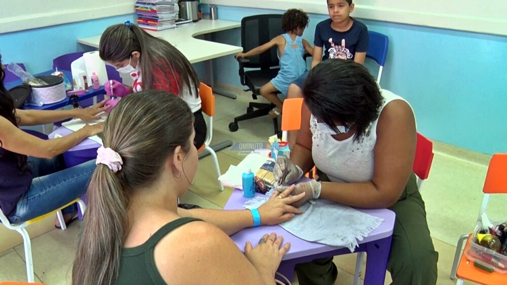 Um Dia Especial para as Mães da Creche José Simões