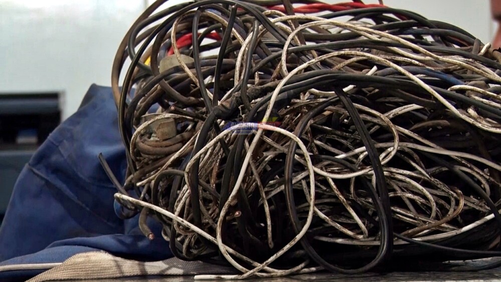 Casal é preso em flagrante, mas solto horas após ter furtado fios elétricos no bairro Novo Horizonte em Cacoal