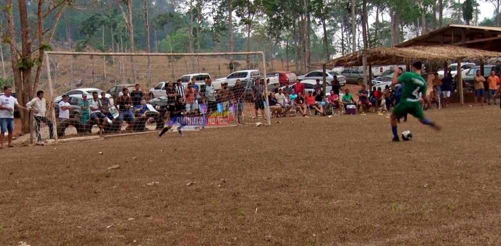 Bandeirantes goleia Serra Azul por 9X2 na 4ª rodada da Taça Padre Ezequiel Ramin em Cacoal