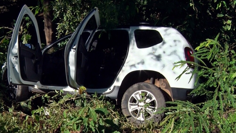 Mulher diz que se distraiu antes de cair em vala em Cacoal