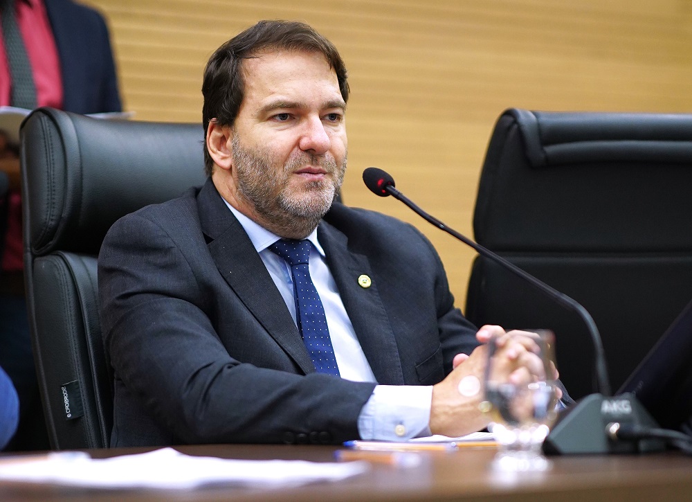 Alex Redano indica pavimentação urgente para a Linha 06 em Porto Murtinho, São Francisco do Guaporé