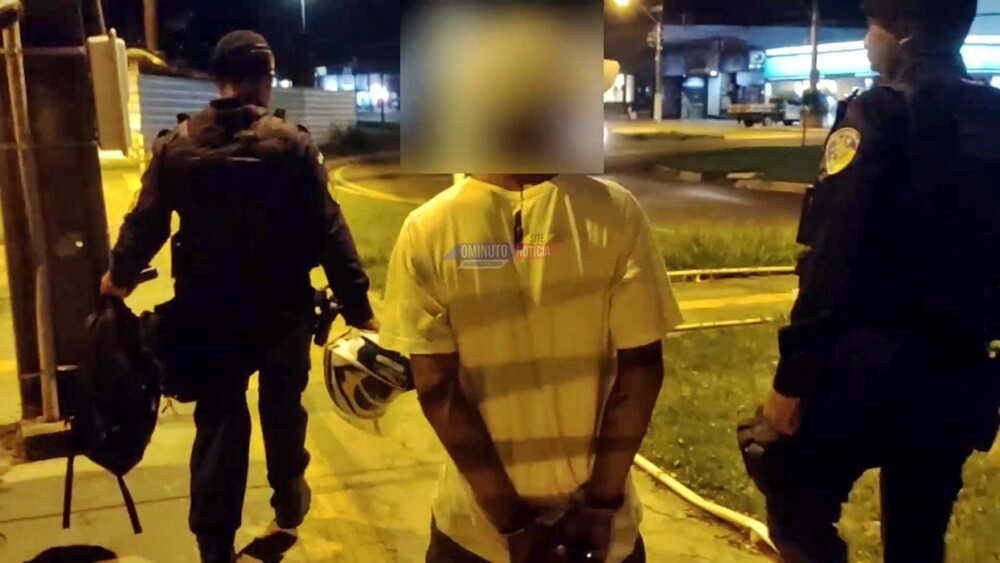 Homem é preso após invadir comércio para roubar em Ariquemes