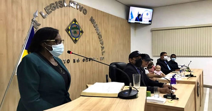 Vereadora Rosária Helena é reeleita presidente da Câmara de Vereadores de Ouro Preto do Oeste