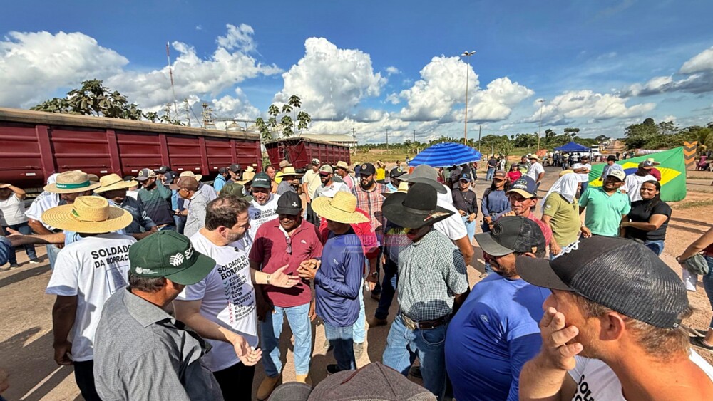 Presidente Alex Redano manifesta apoio durante paralisação na BR-364