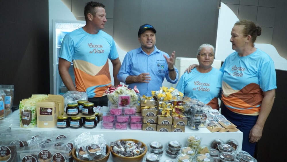 Cirone Deiró reconhece esforços de produtores para melhorar qualidade da produção do cacau