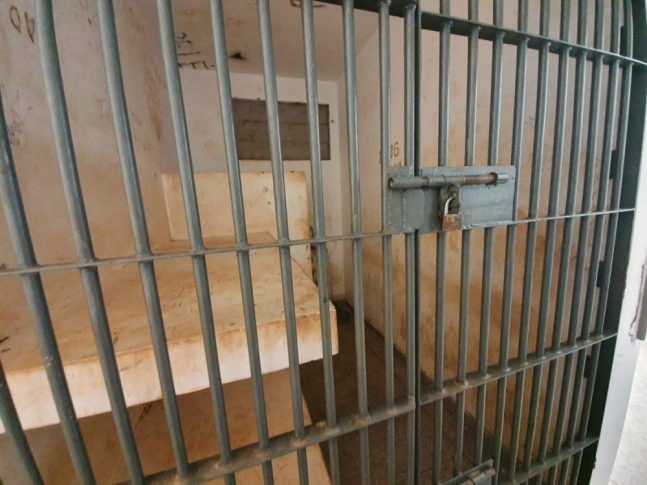 Homem de 64 anos é preso suspeito por estupro de duas crianças em Jaru, RO