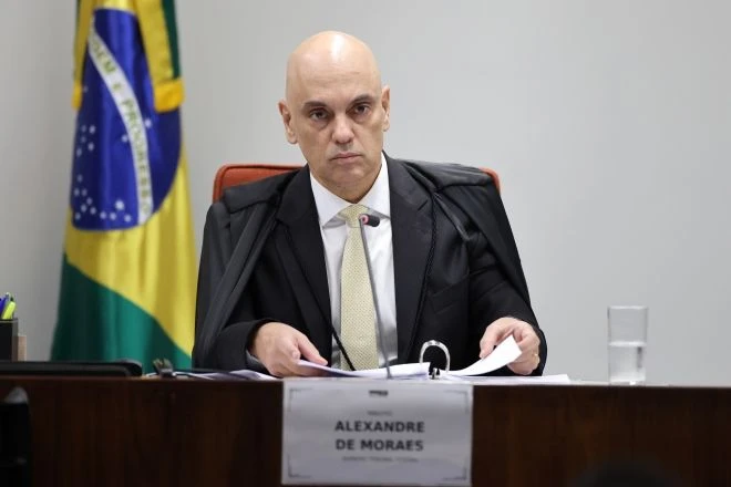 Moraes nega pedido de Bolsonaro para anular delação de Mauro Cid sobre trama golpista