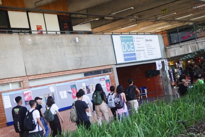 Chinesa, professora da UnB foi espionada 102 vezes pela Abin Paralela