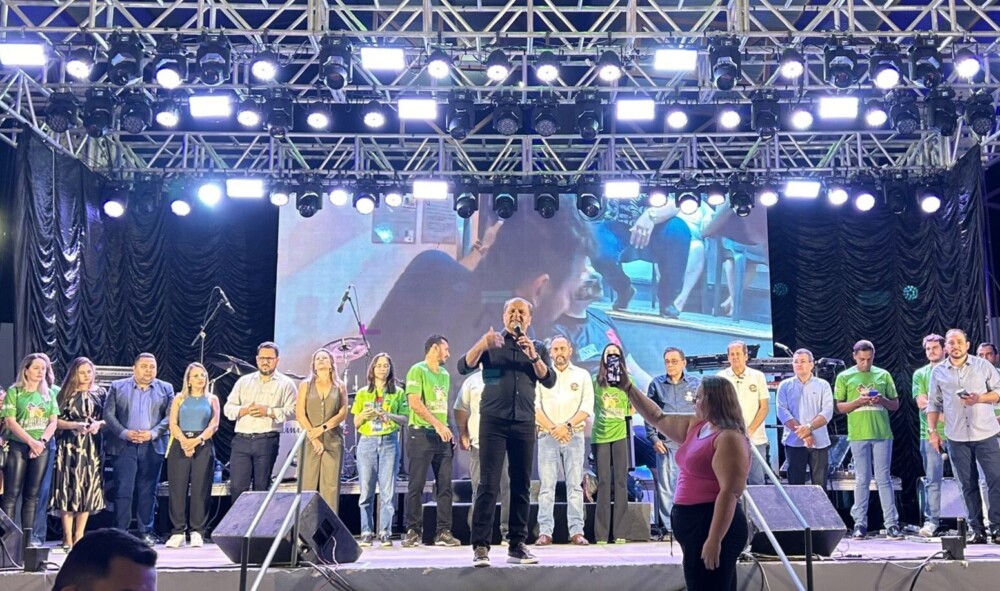 Cirone Deiró garante recursos para realização da Cafecau