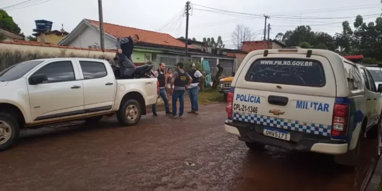 Homem morre ao reagir durante cumprimento de mandado de prisão em Rolim de Moura