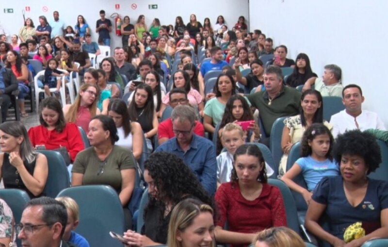 Escolas de Cacoal brilham no SAERO e celebram avanços na educação pública