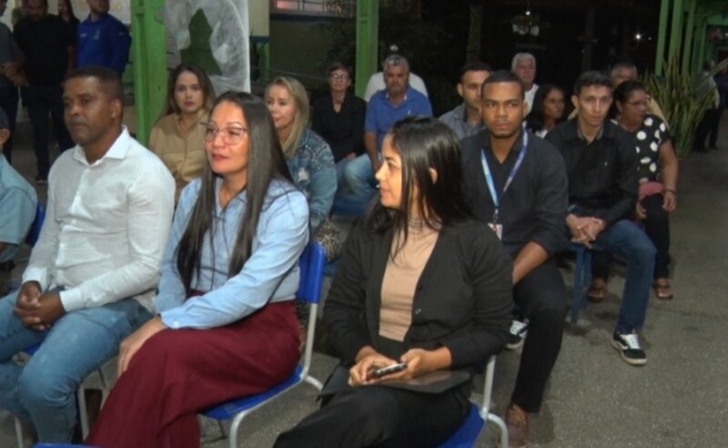 Câmara de Cacoal leva legislativo para o Riozinho em sessão itinerante