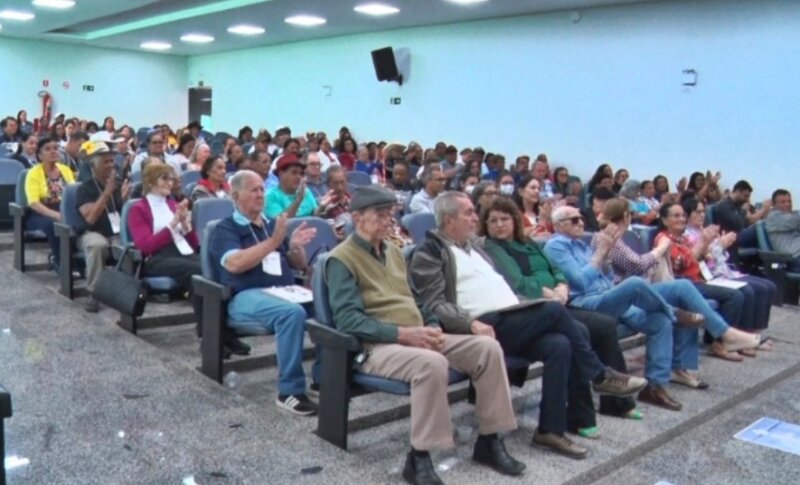 Idosos de Cacoal debatem direitos e demandam espaço de lazer em Conferência Municipal