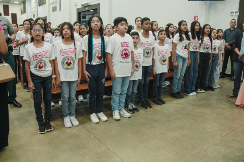 Governo de RO realiza formatura de 800 estudantes no Proerd e reforça ações de prevenção às drogas e à violência