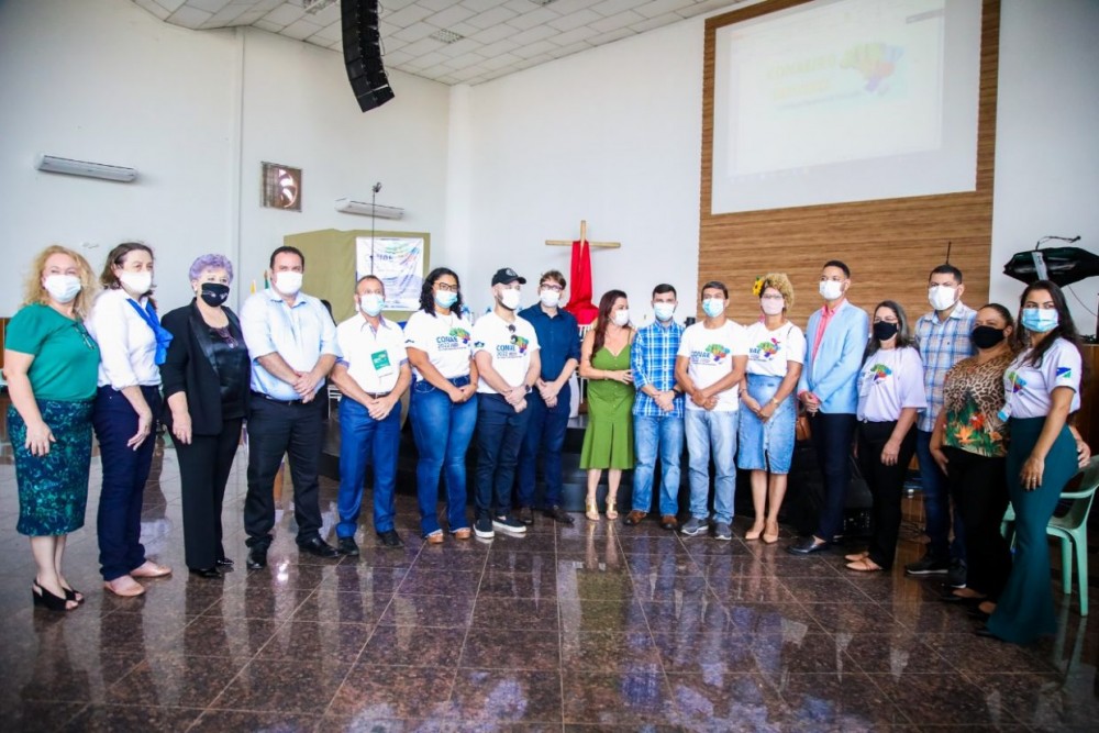 Conferência intermunicipal de educação sediada em Jaru reúne cerca de 300 pessoas