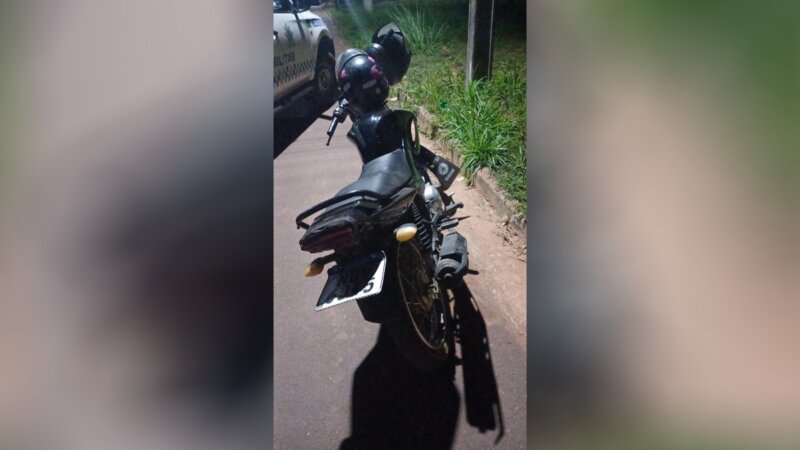 Motocicleta furtada é localizada pela Polícia Militar em menos de duas horas em Cacoal