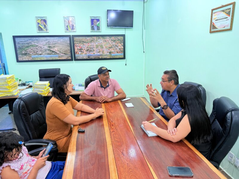 FACER intensifica ações institucionais em Theobroma e Vale do Anari