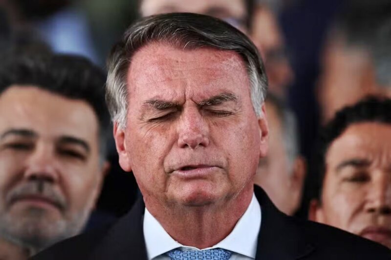 Penas máximas para crimes atribuídos a Bolsonaro podem levar a uma condenação de 43 anos de prisão; entenda