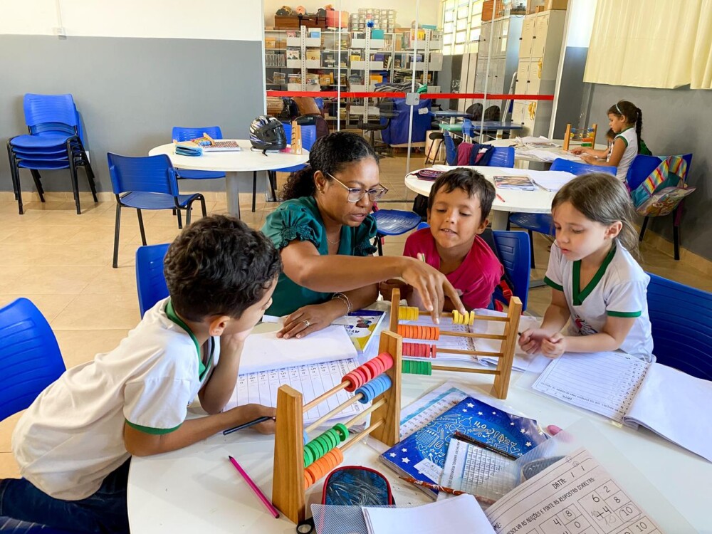 Prefeitura de Cacoal promove reforço escolar nas férias, com foco em alfabetização