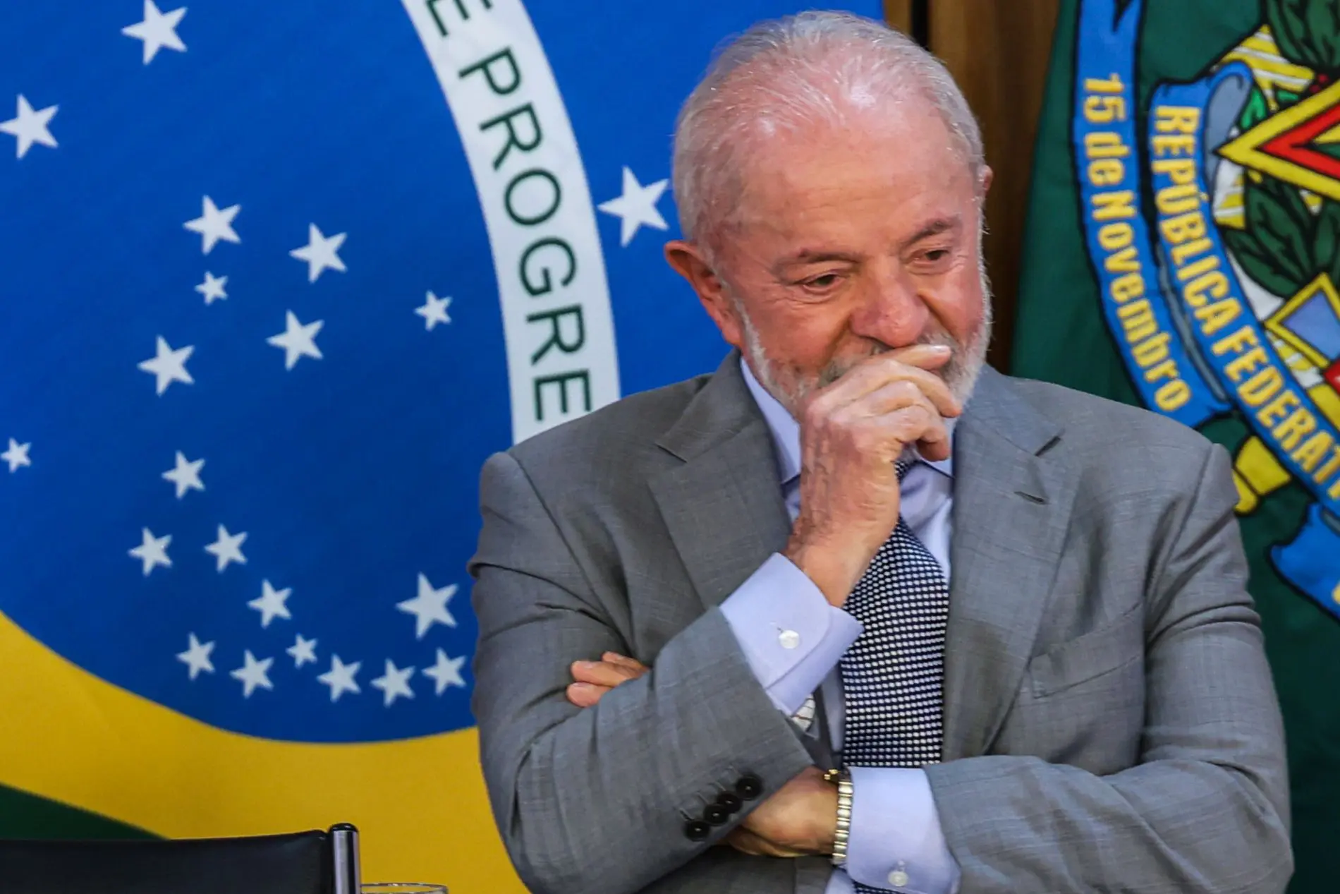 Lula veta aumento no número de deputados na Câmara