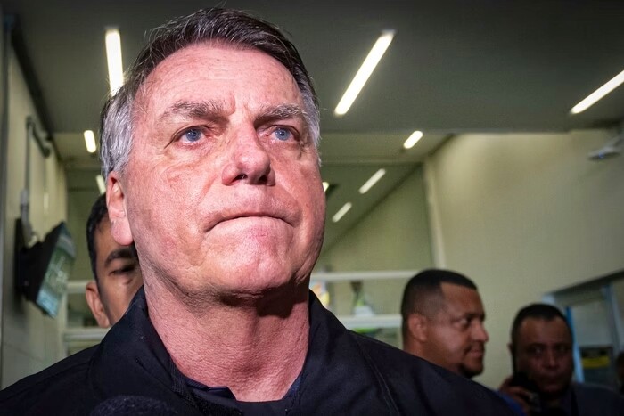 PF faz buscas na casa de Bolsonaro e em seu escritório no PL