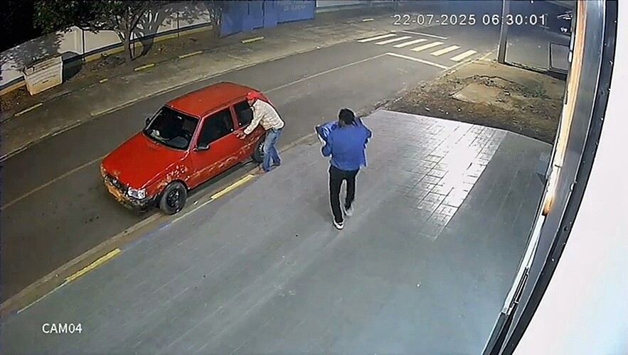 Loja é arrombada em Nova União e criminosos levam roupas, chocolates, perfumes e dinheiro