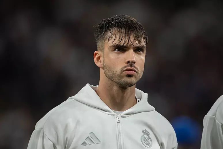 MP pede pena de dois anos e meio de prisão a zagueiro do Real Madrid em caso de pornografia infantil