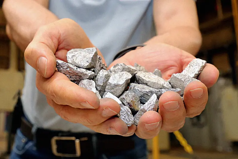 A família que vende nióbio brasileiro para o mundo