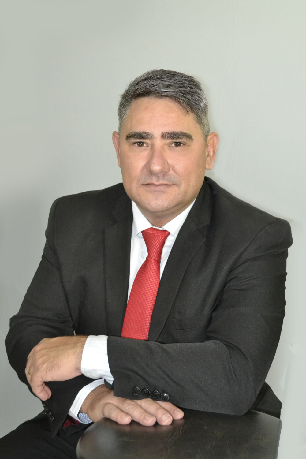 Cacoal em destaque: quedas, óleo nas ruas, uniforme patriota e ações sociais mobilizam redes sociais