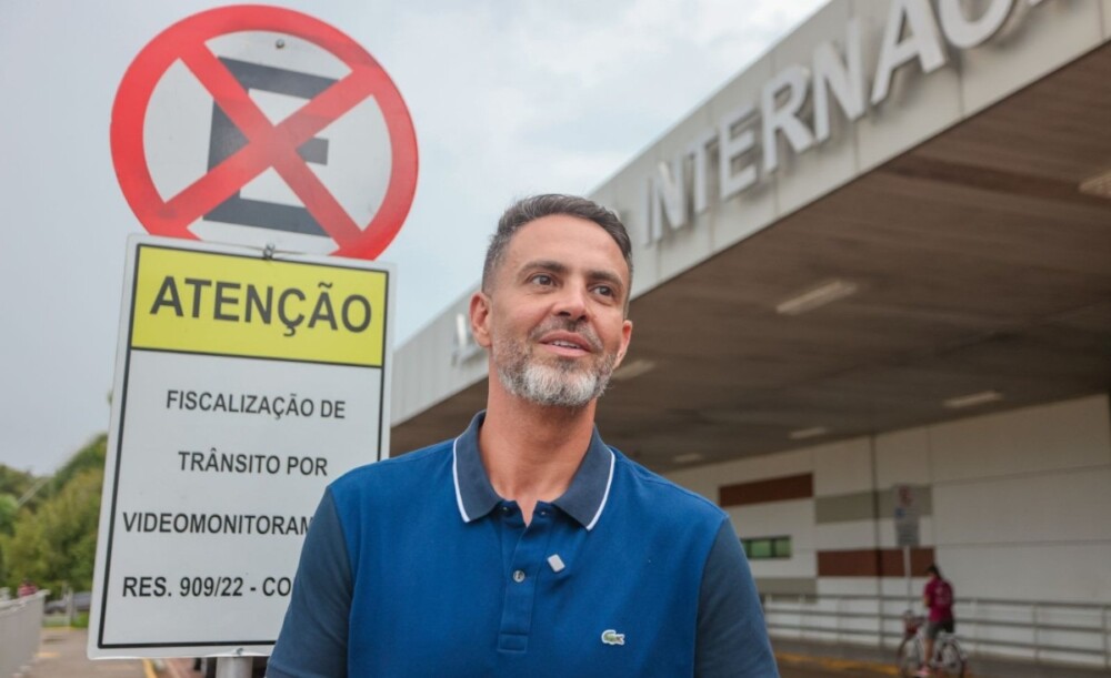 Discurso de Léo Moraes prega economia, mas sua gestão acumula indícios de desperdício