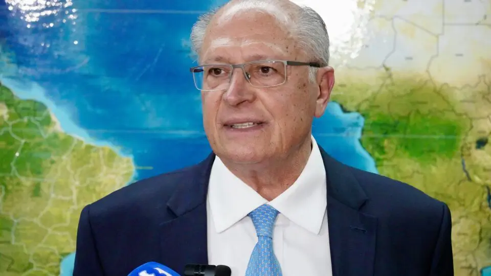 Conselho da Camex aprova consulta à OMC sobre tarifaço, diz Alckmin