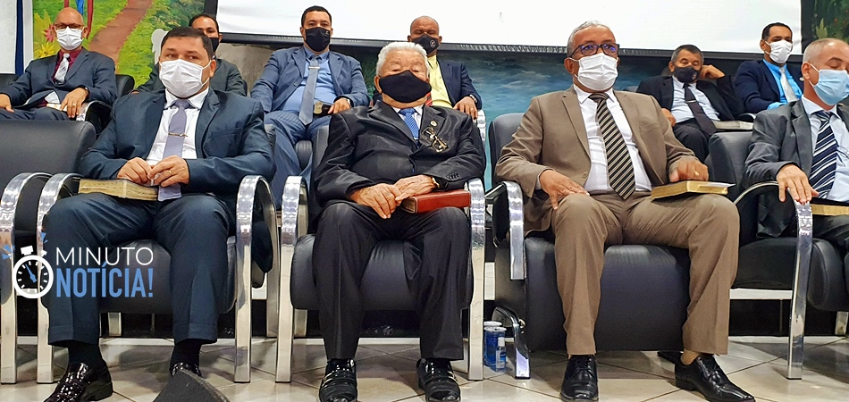 Veja as fotos das comemorações do aniversário do Pastor Manoel Cardoso da Cruz, em Jaru, RO