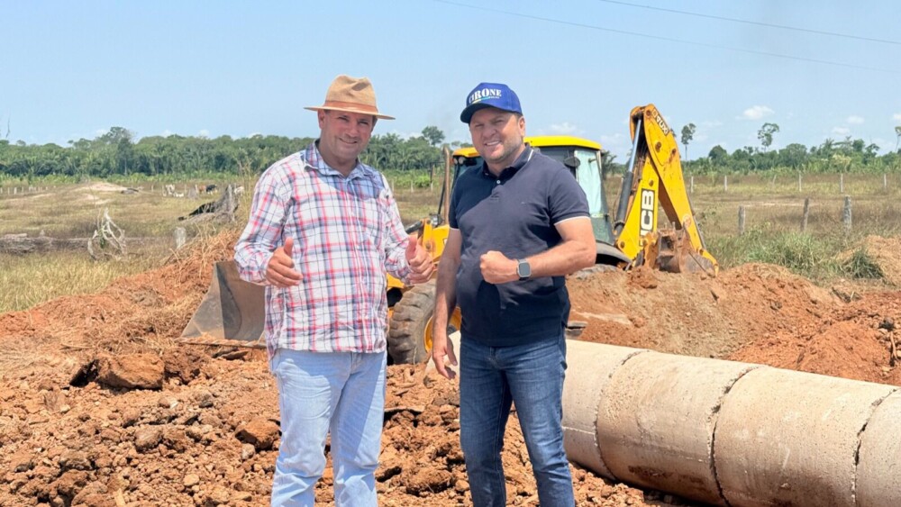 Candeias do Jamari: Vereador diz que estradas estão sendo recuperadas de “fora a fora” com apoio de Cirone