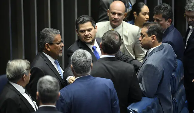 Base governista no Senado pode impedir impeachment de Alexandre de Moraes